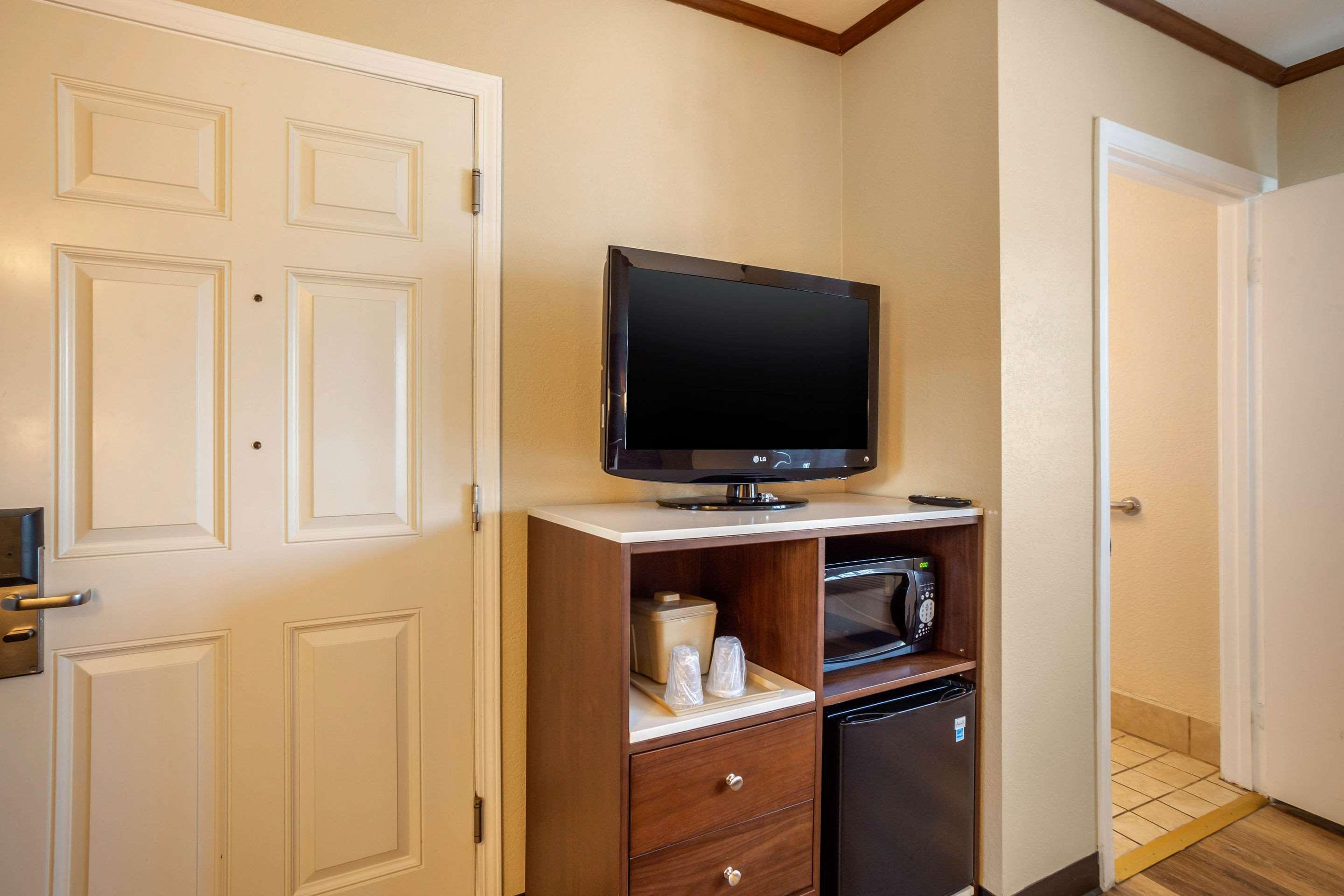 Comfort Inn San Diego Airport At The Harbor Exterior foto