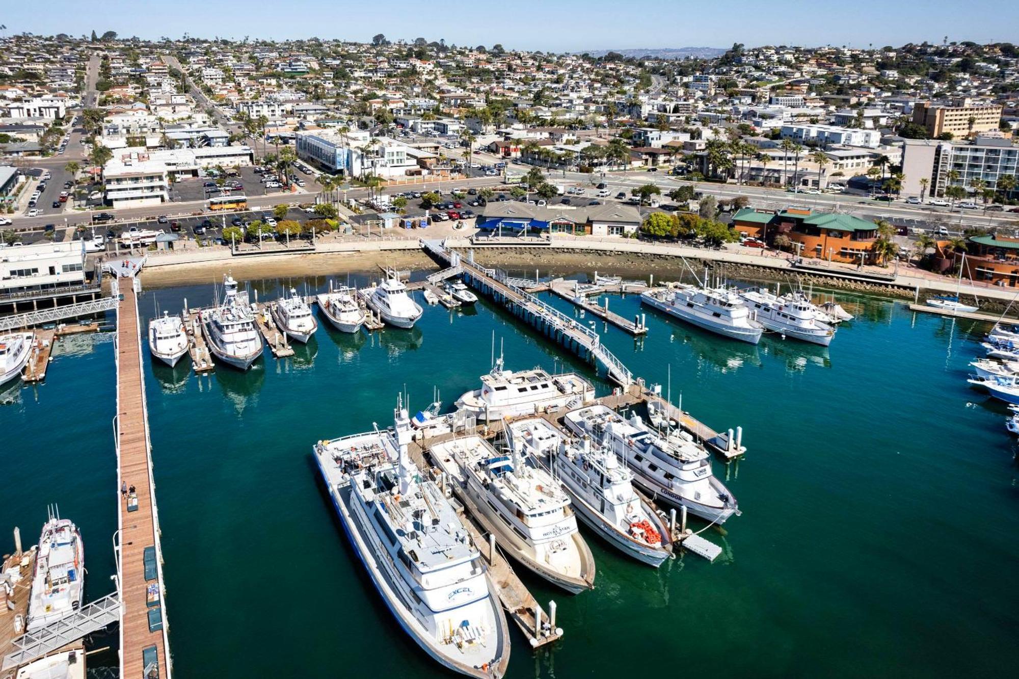 Comfort Inn San Diego Airport At The Harbor Exterior foto