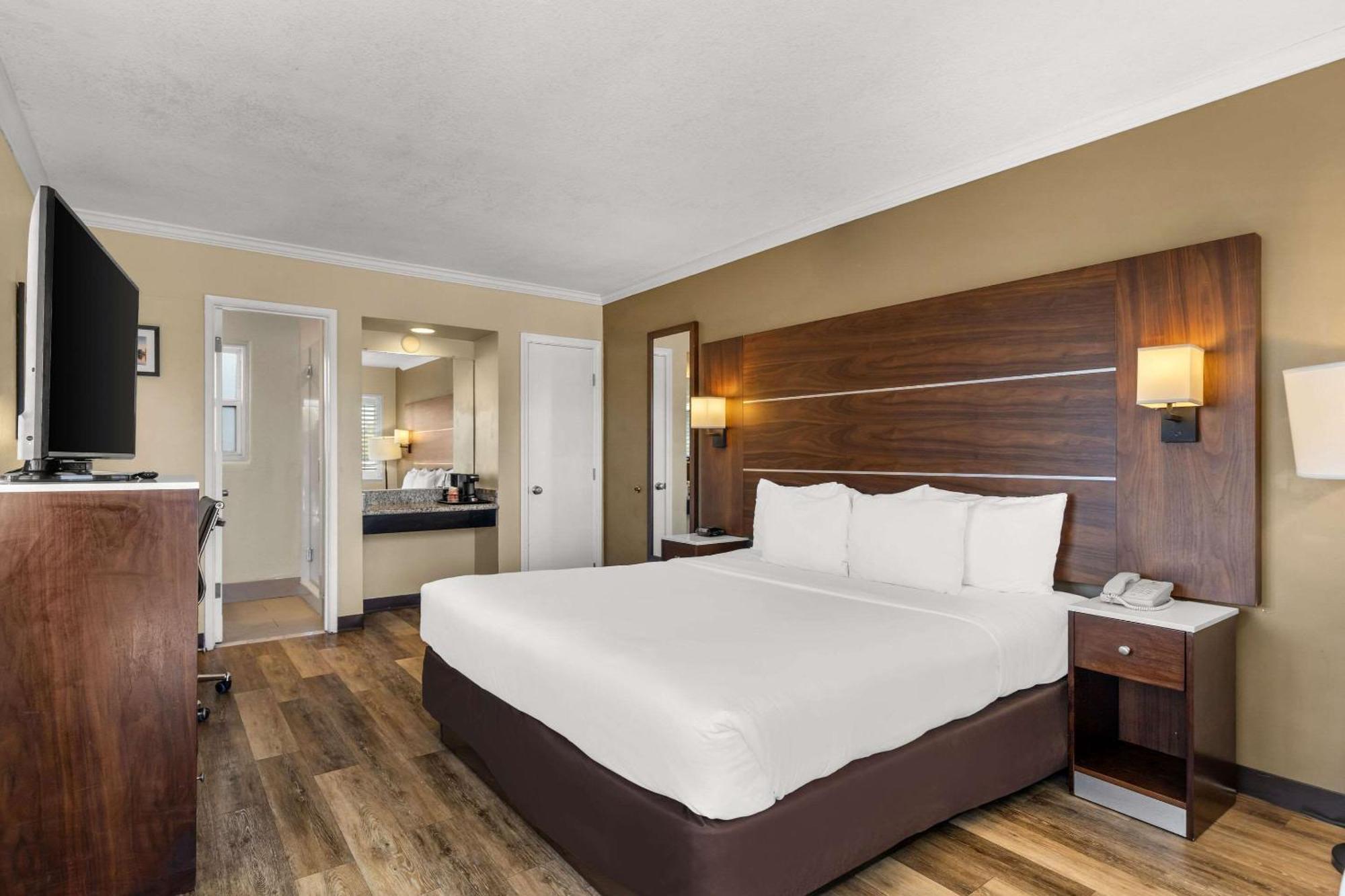 Comfort Inn San Diego Airport At The Harbor Exterior foto